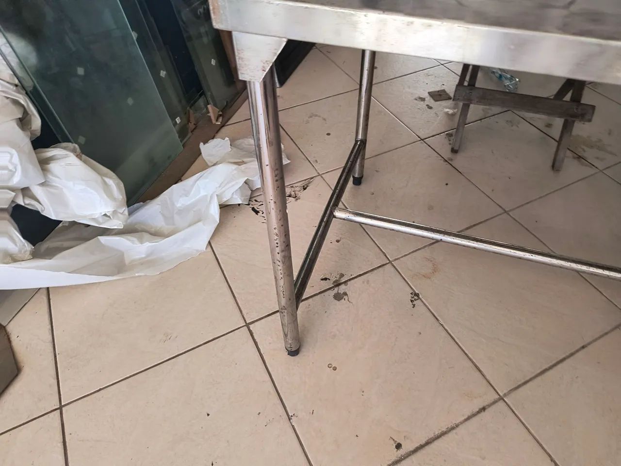 Mesa inox tamanho 1,20 Por 0,75 - Foto 3