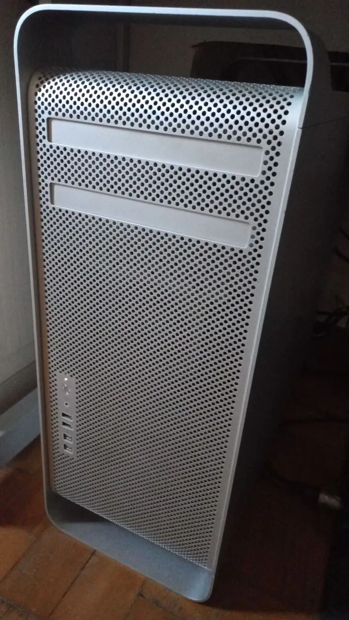 Mac Pro 5,1 12 core 32gb ram 