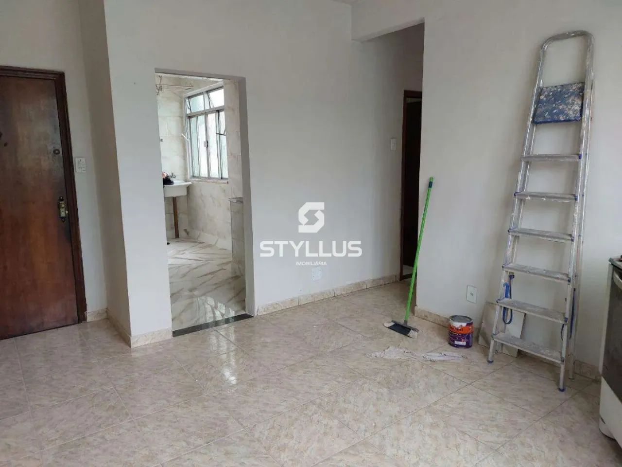 Apartamento em Estrada Intendente Magalhães - 64m² (Ref: C3819) - Foto 2