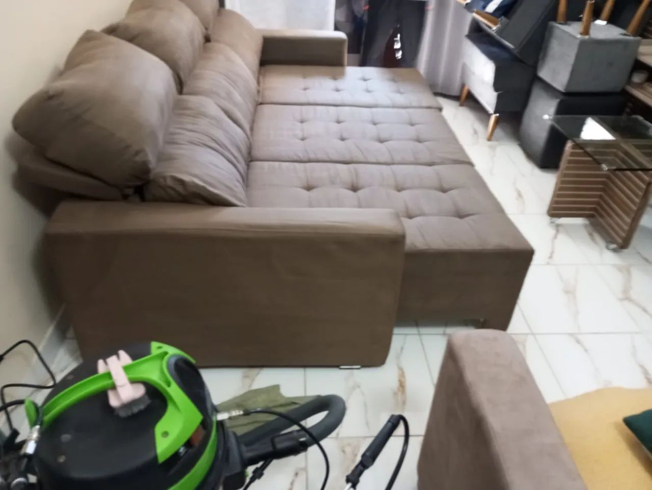 Sofá retrátil 3 lugar já vai hinizado  - Foto 2