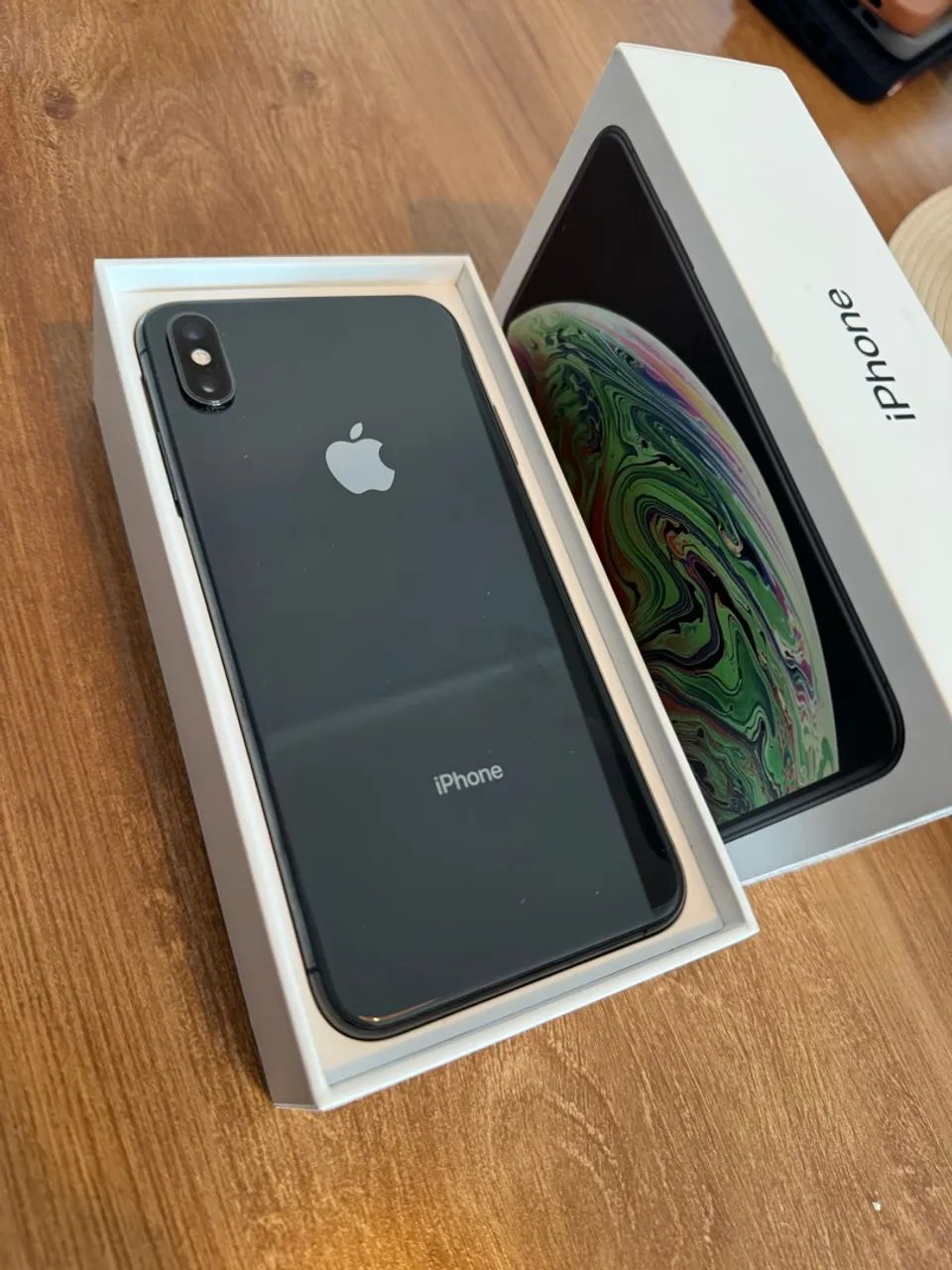 iPhone XS Max 64GB Space Gray + Caixa + Capinhas e Películas - Foto 3