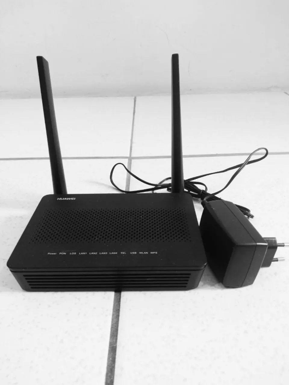Roteador Huawei Echolife HG8145V5