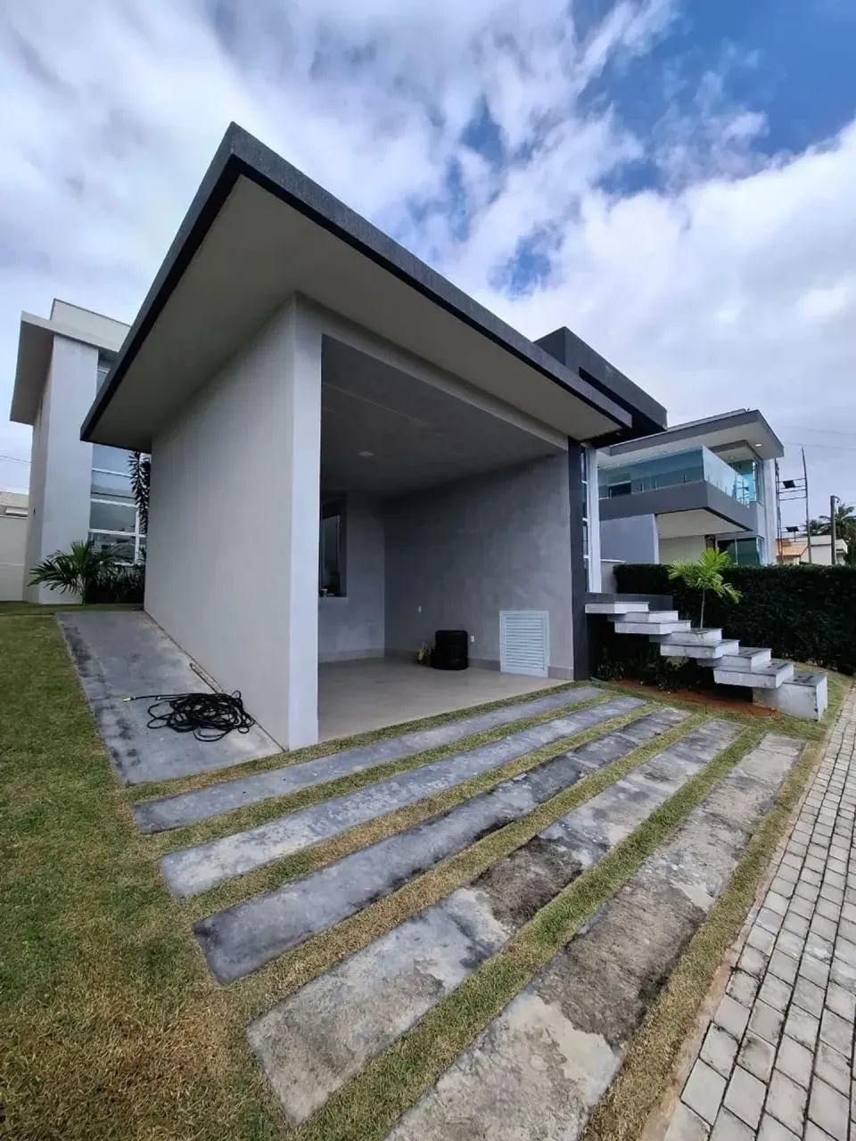 EXCLUSIVIDADE, 4 SUÍTES, CONFORTO E SOFISTICAÇÃO NO CONDOMÍNIO VILA FLOR  PIUM/RN. - Foto 2