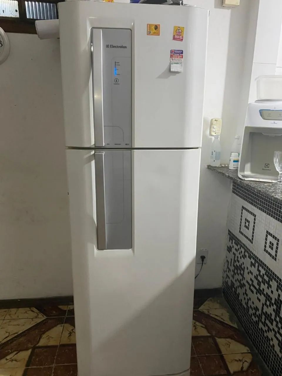 Geladeira Eletrolux 382L - Foto 2