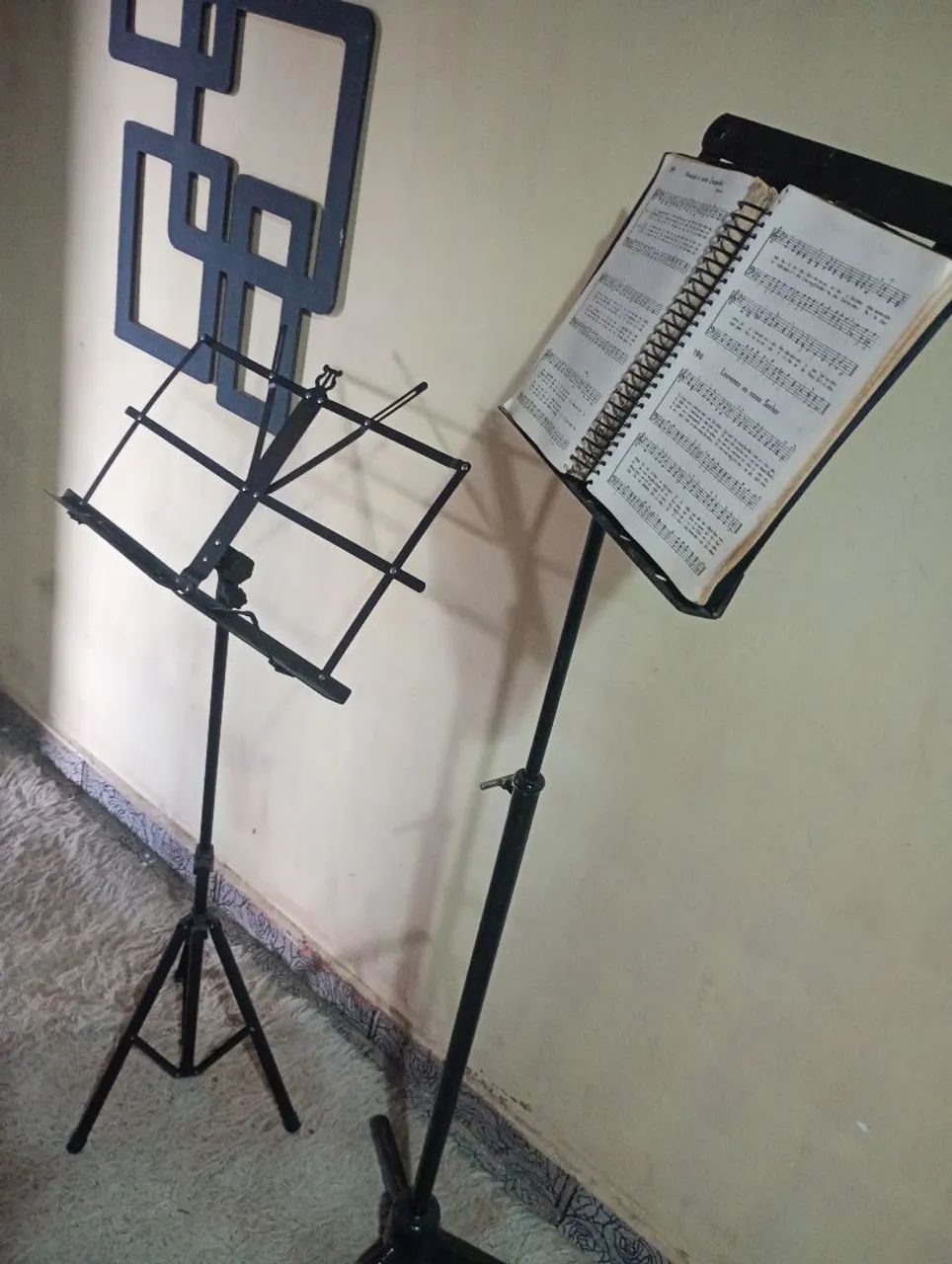  Suporte partitura de ferro - Foto 3