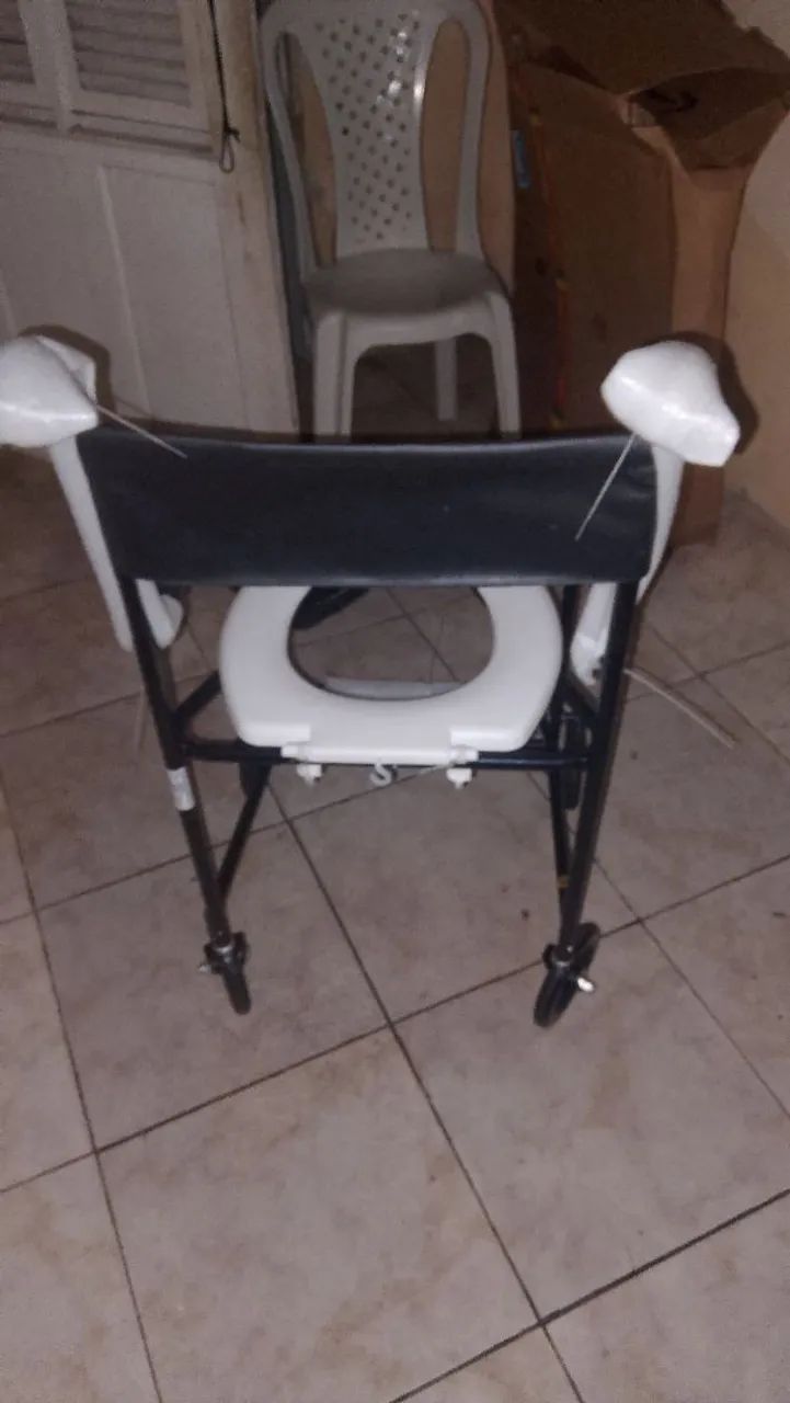 Cadeira de banho até 85kg - Foto 3