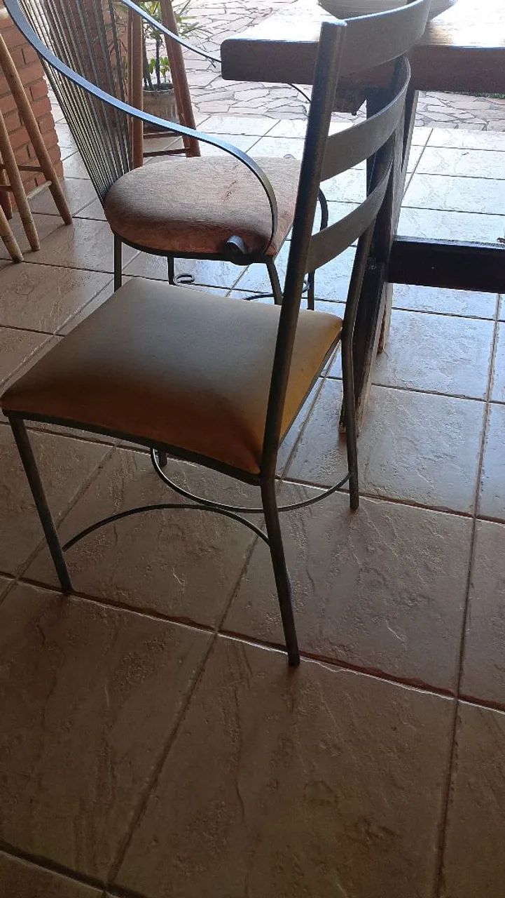 Mesa rústica . Madeira maciça  - Foto 2
