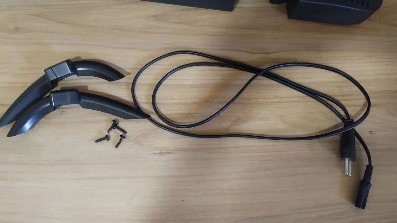 TV PHILCO- ROKU TV 24 polegadas  - Foto 3