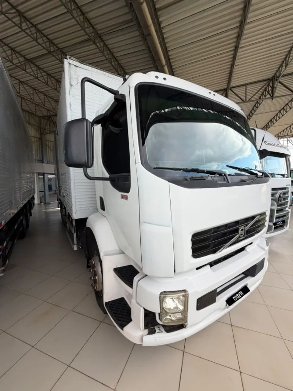 VOLVO VM 270 6X2 2013 - Foto 3