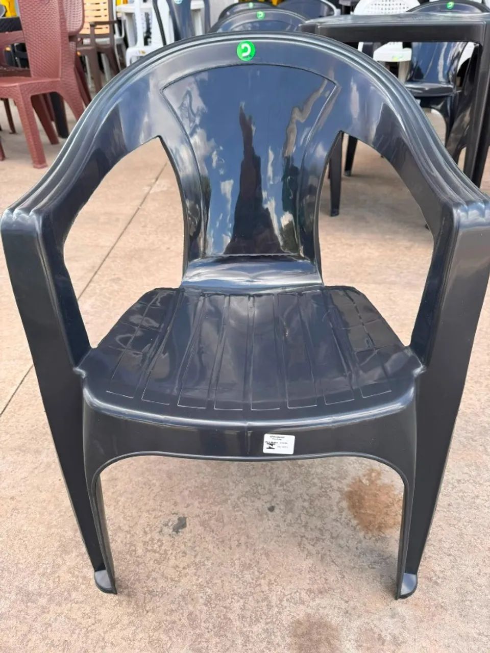 Jogo de mesa de plástico resistente com braço 182kg - Foto 2