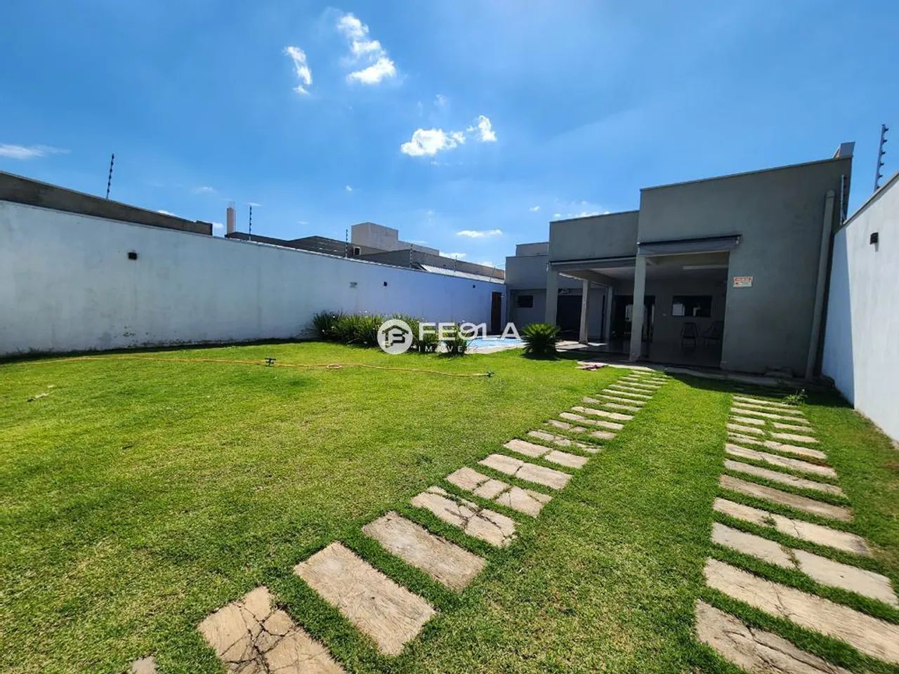 Casa à venda em Americana, São Jerônimo, com 1 suíte, com 300 m²