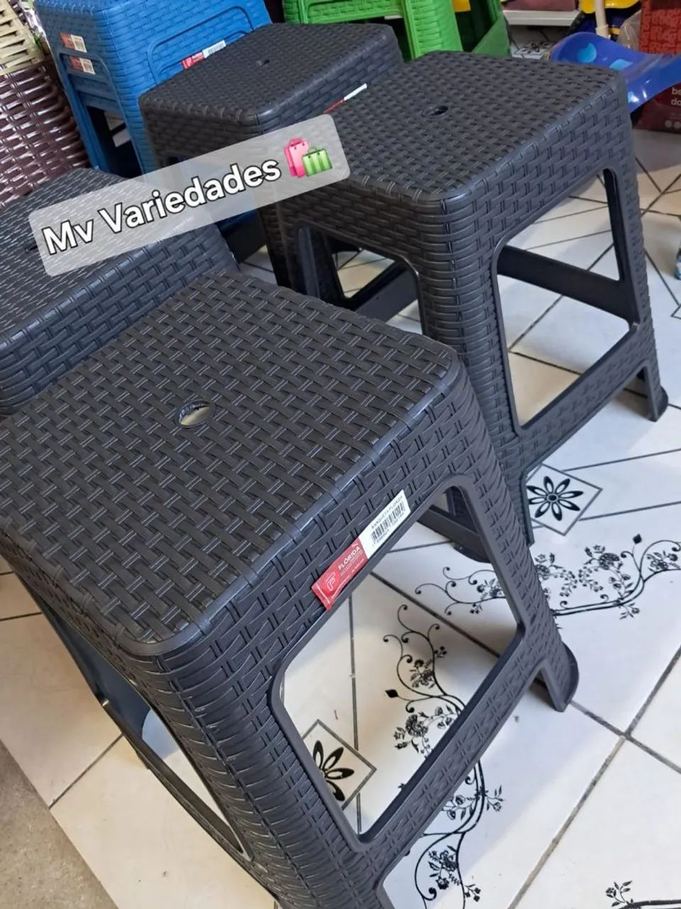 Kit com 4 banquetas  - Foto 4