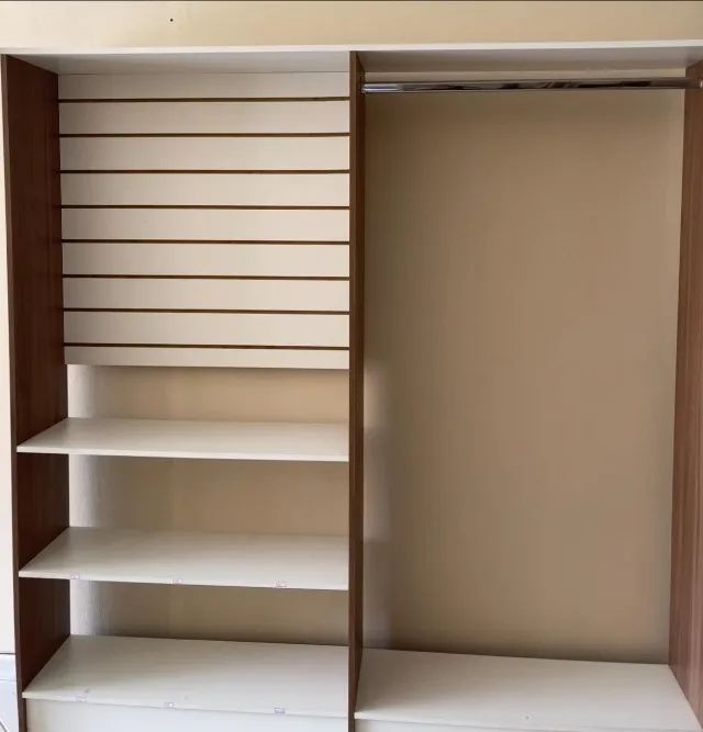 Armário expositor loja ou casa