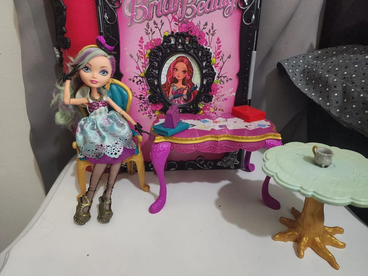 Lote de Ever After High  - Foto 3