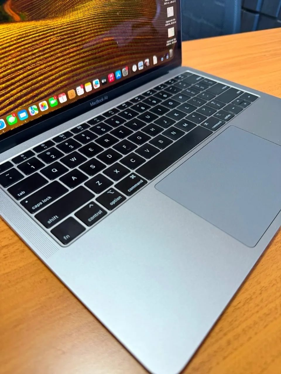 MacBook Air 2019 i5 8Gb 256Gb - Foto 3