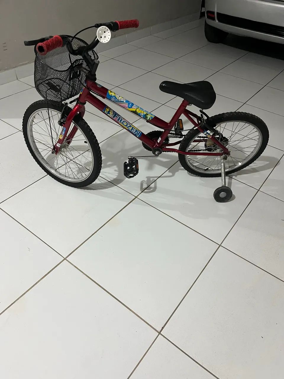 Bicicleta infantil perfeito estado  - Foto 5