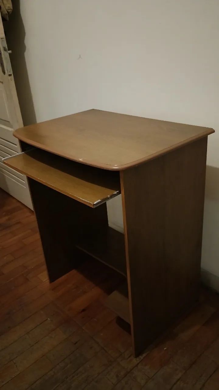 Escrivaninha / Mesa para computador 