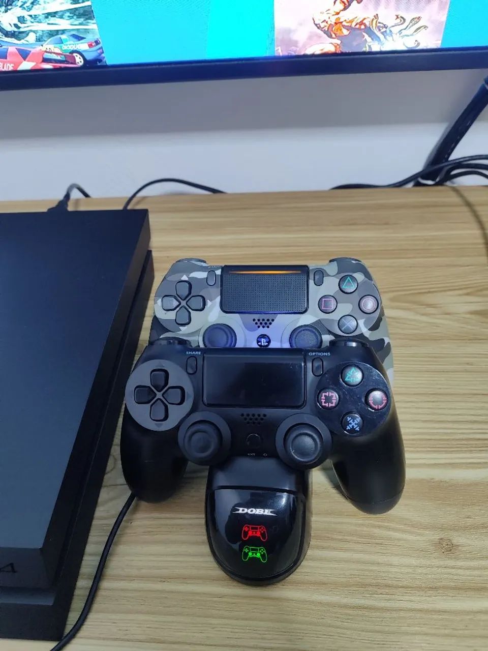 PS4 Desbloquead0 + 2 controles e jogos - Aceito envio  - Foto 2