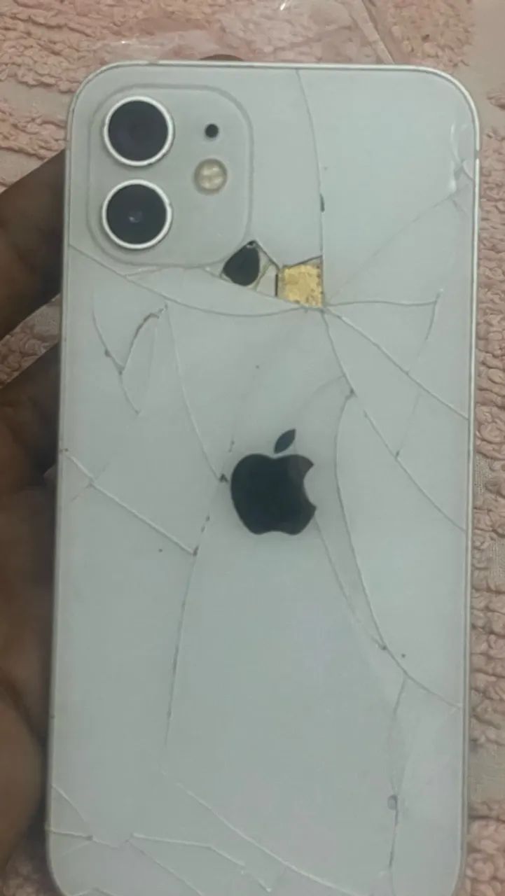 iPhone 12  - Foto 3