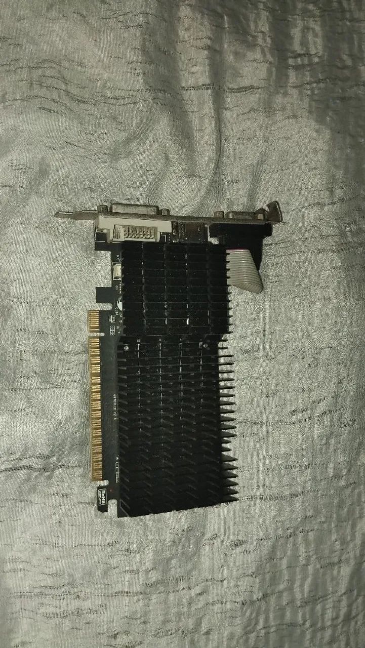 Placa de video GT 710 - Placas de Vídeo - Parque das Amendoeiras ...