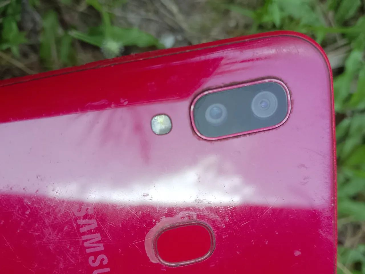 Celular com defeitos acompanha carregador - Foto 2