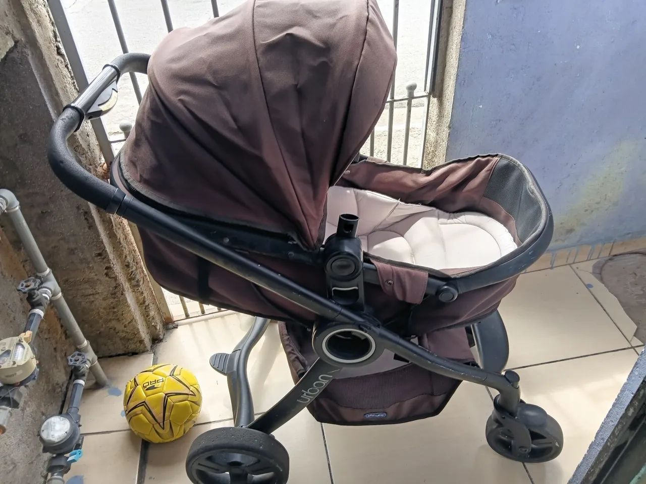 Carrinho de bebê urban chicco - Foto 2