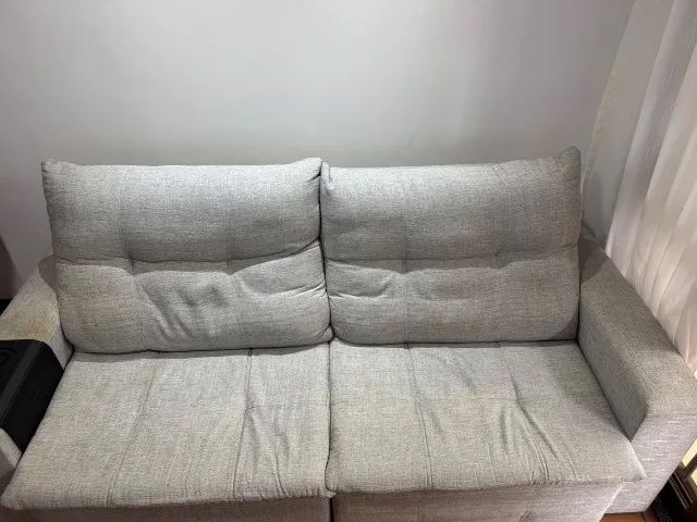 Sofá retrátil 4 lugares cinza - Foto 4