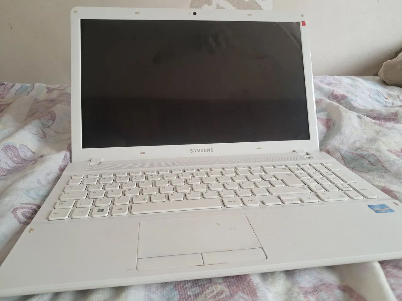 Vendo notebook Samsung 
