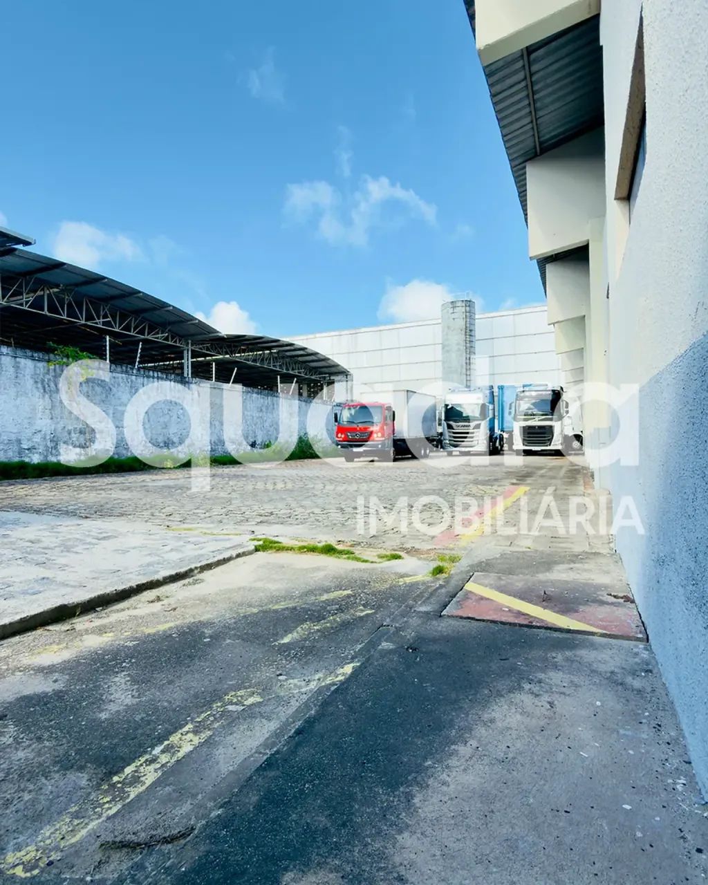 Galpão comercial na BR-116  Terreno de aproximadamente 2.000 m² - Foto 2