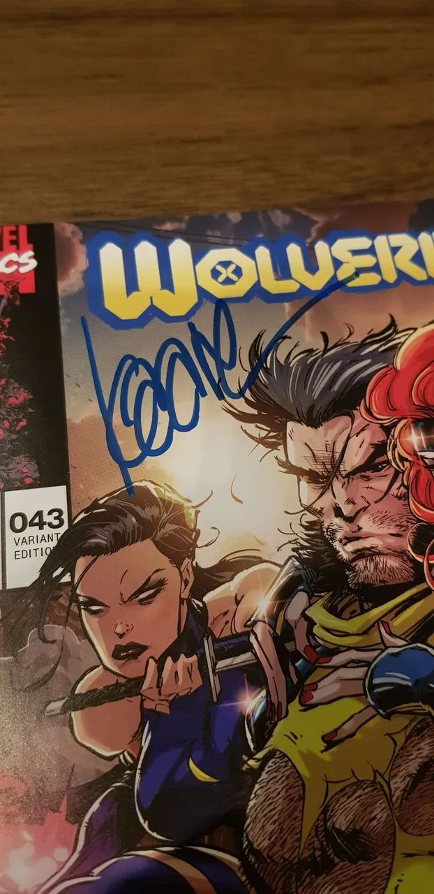 Wolverine #43 Capa variante assinada pelo Kaare Andrews!