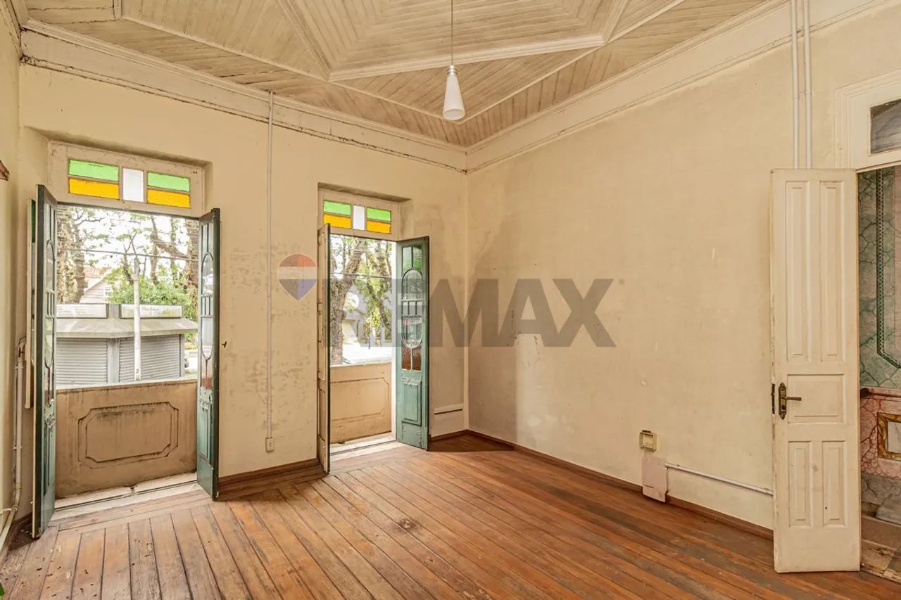Prédio histórico na Av. Bento Gonçalves, com 274m² e garagem no térreo - Foto 5