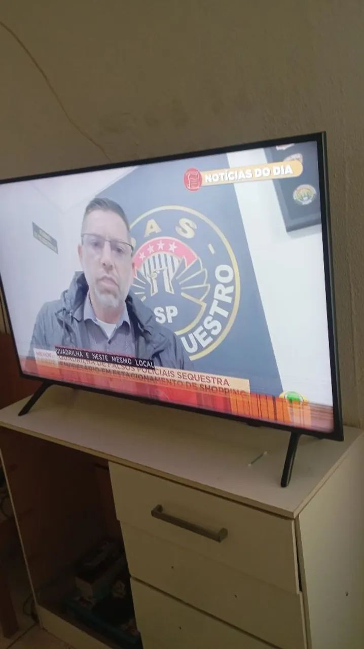 Samsung 50 polegadas com defeito na tela fica tremendo não tenho interesse de consertar  - Foto 3