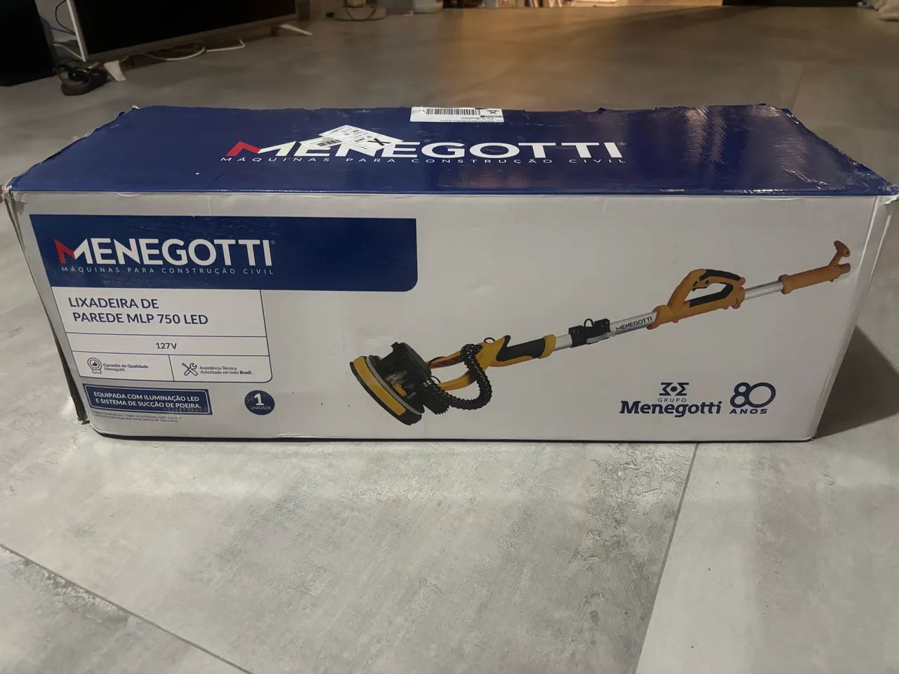 Lixadeira de parede Menegotti 750