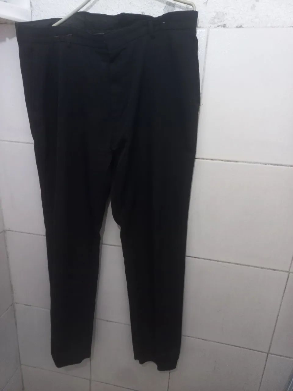 5 calça social Tam. 54 e duas bermudas  - Foto 3