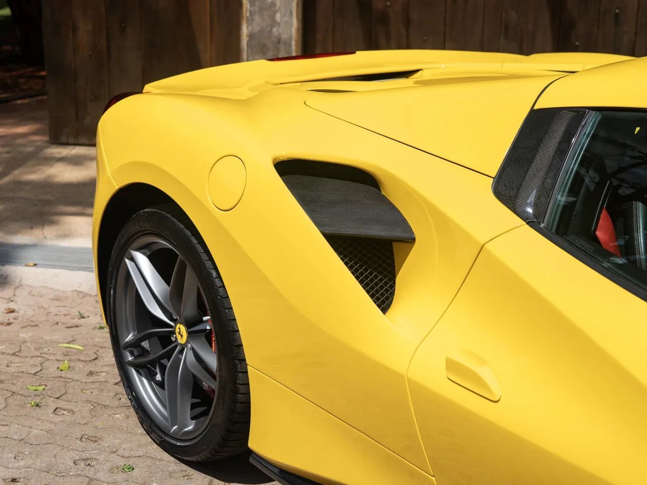 Ferrari 488 Spider 3.9 V8 670cv, foto 17 de 20