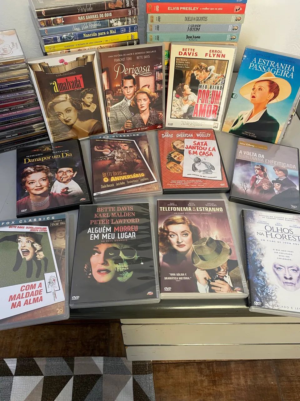 Lote 12 Filmes Bette Davis - DVDs Originais Clássicos - Foto 2
