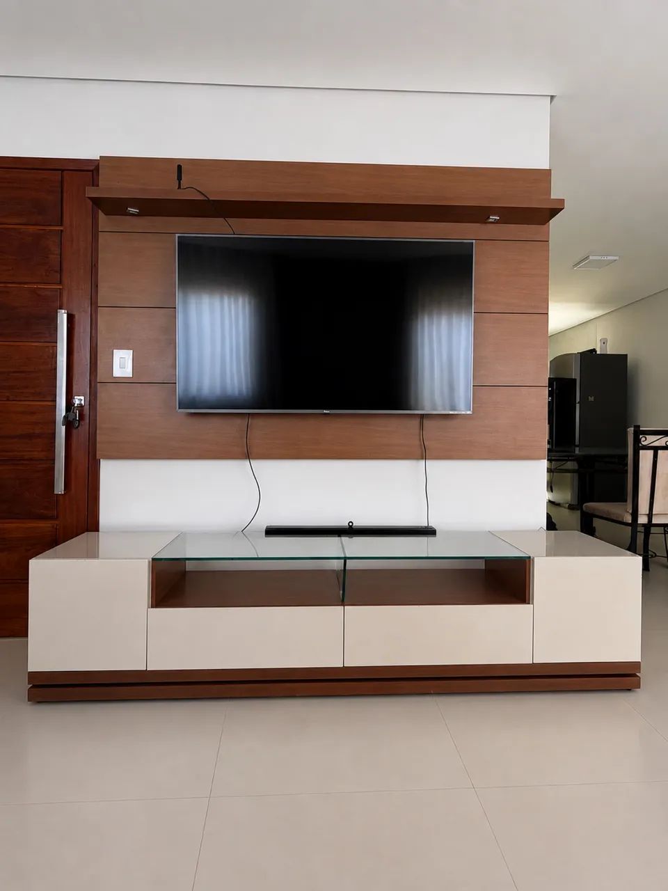 Vendo Rack e Painel de alto padrão 