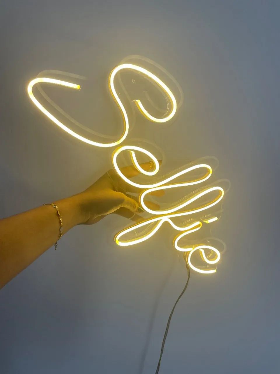 Led com o nome self