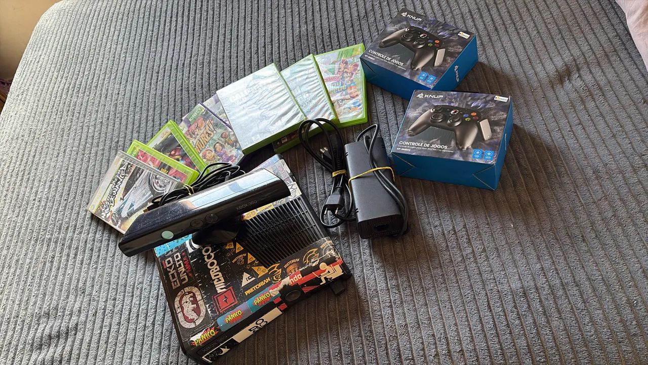 Xbox 360 com Kinect 
