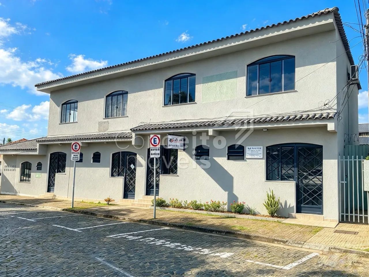 Sala Comercial com 40 m² - Centro