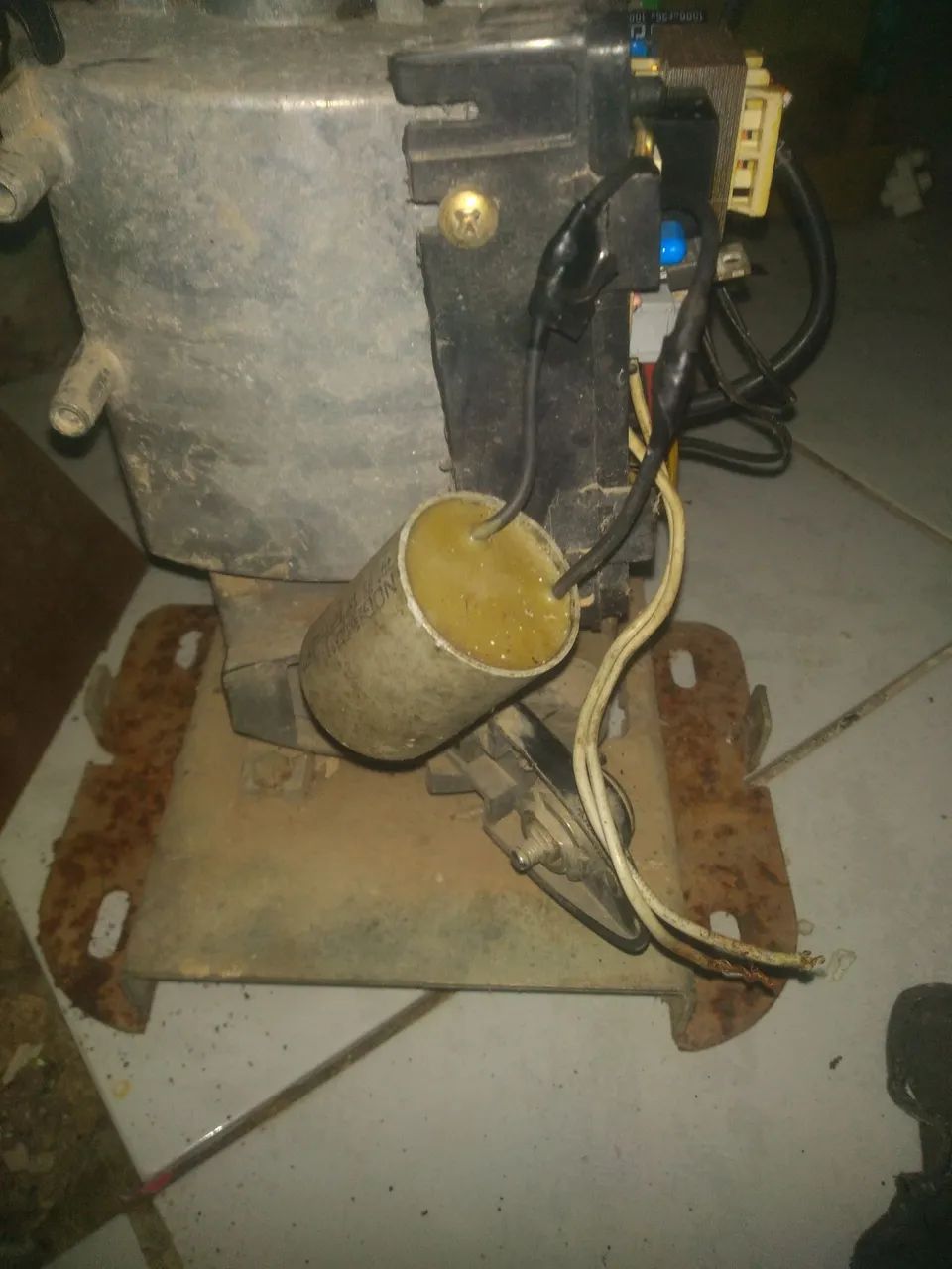 Motor para portão eletrônico usado 200 - Foto 3