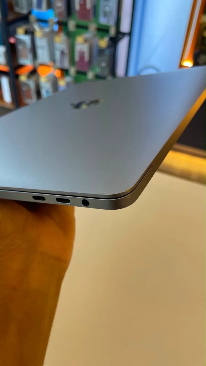MacBook Pro 2020 512GB SSD/ 16 RAM 13P Intel Core i5 GRAFITE 96W
