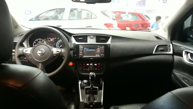 Sentra sv 2.0 2018 - Foto 5
