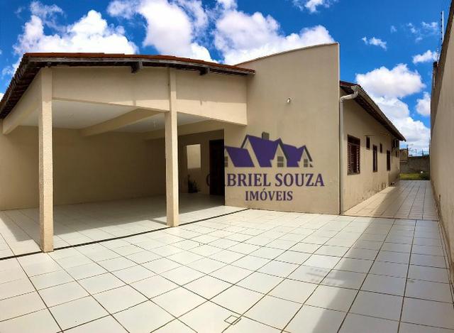 Belíssima Casa Solta com Amplo Terreno (484m² / 3 Quartos / 5 Vagas) na Maraponga - Foto 2