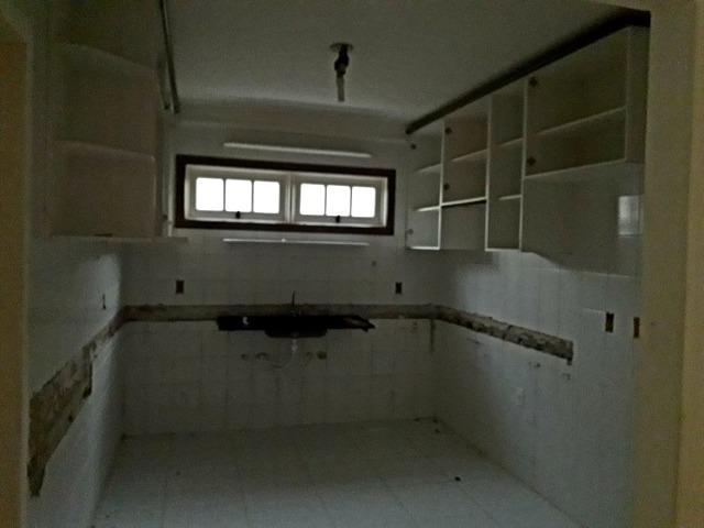 Excelente 4/4 com 450m² em Itapoã! Condomínio fechado - Foto 19