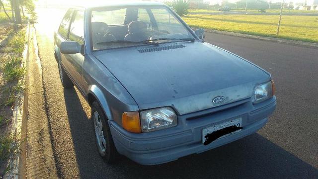 Escort 1.6 - Foto 2