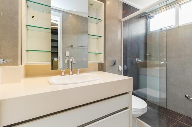 Apartamento a venda 94m Semi-Mobiliado e Totalmente Reformado! - Foto 13