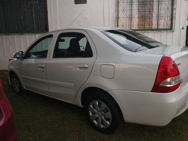 Toyota Etios Sedan 2016 - Foto 13