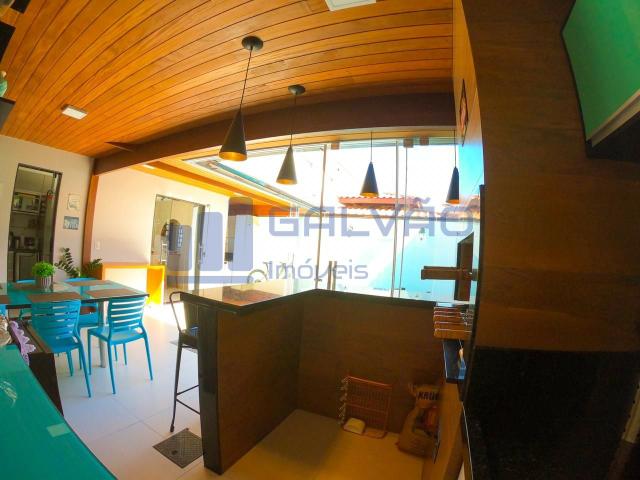 JG. Excelente/linda casa duplex com piscina de 3 quartos com suíte, pertinho da praia e - Foto 4
