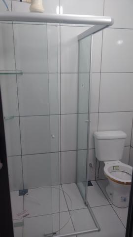 Casa Quitada, Escriturada e Mobliada, com 02 quartos, sendo um suíte e Varandas - Foto 10